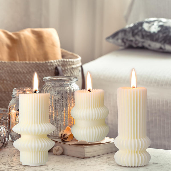 MTLEE 3 Pcs Small Ribbed Pillar Candles Ribbed Candle Soy Wax Scented Pillar Candle Aesthetic Candle Modern Geometric Candle Tall Pillar Candle Modern Home Decor for Bathroom Living Room(White)