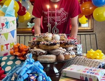 The Metal Magician Aluminum Birthday Candles, Silver Birthday Candles, 10 Birthday Candle Pack, Birthday Candles for Cake, Aesthetic Candles, Sparkler Candles for Birthday Cake, Birthdate Candle Set